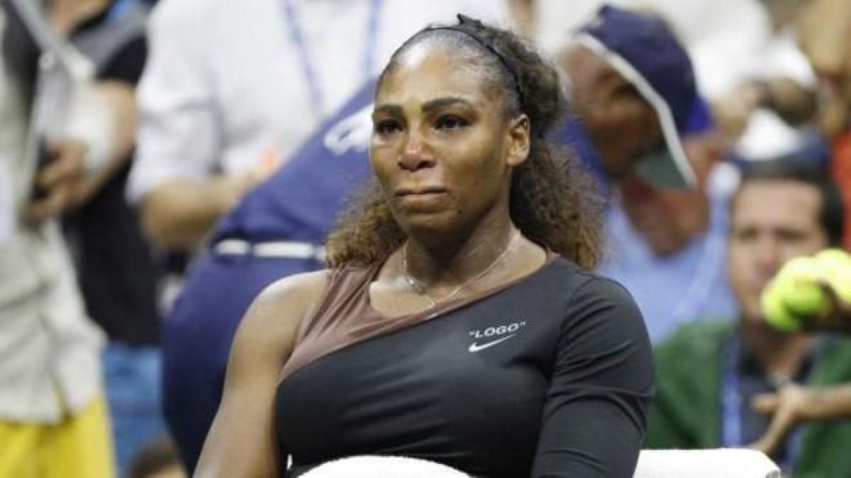 Serena Williams no oculta su tristeza tras perder la final del US Open-EFE
