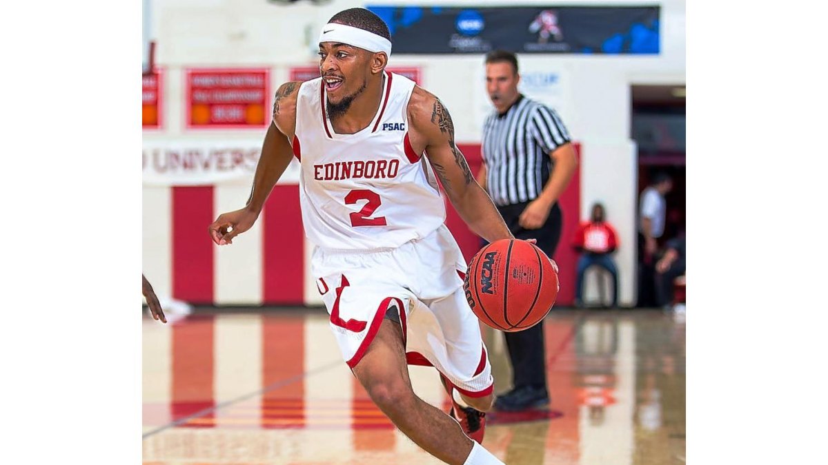 Wade-Chatman con la camiseta de su anterior equipo, Edinboro de la NCAA.-EL MUNDO