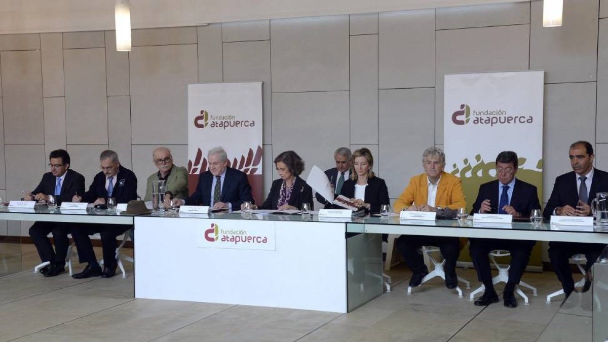 La reina Sofía preside el Patronato de la Fundación Atapuerca-Ical