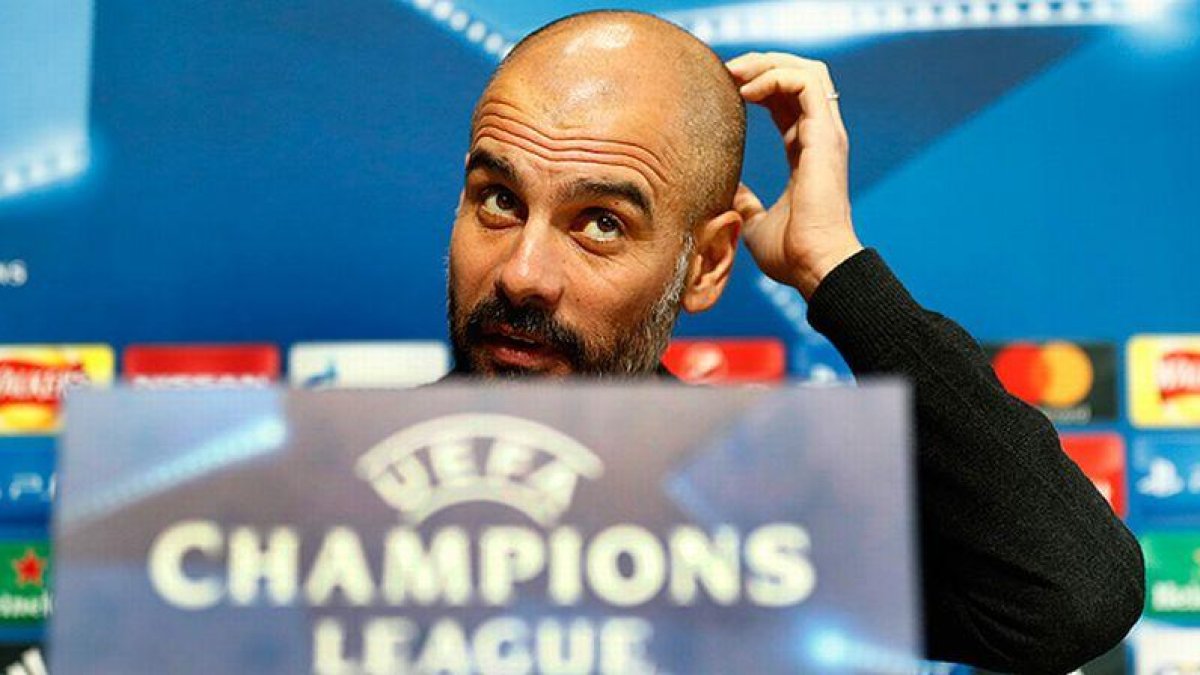 Guardiola asegura que no negó el saludo a Cesc: “Le saludé en el vestuario, en el campo no me di cuenta”.-REUTERS