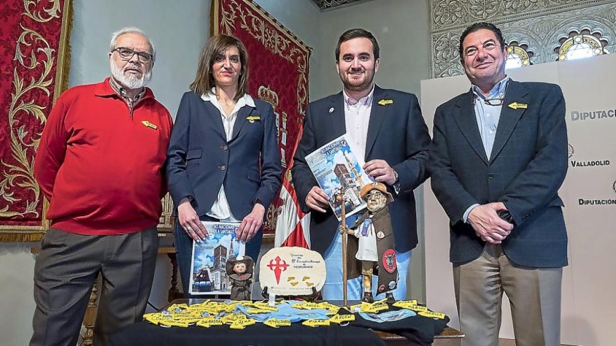 Francisco Arroyo, Rosa Ana Andrés, José Ángel Alonso y Alberto Collantes ayer, en la presentación.-EL MUNDO