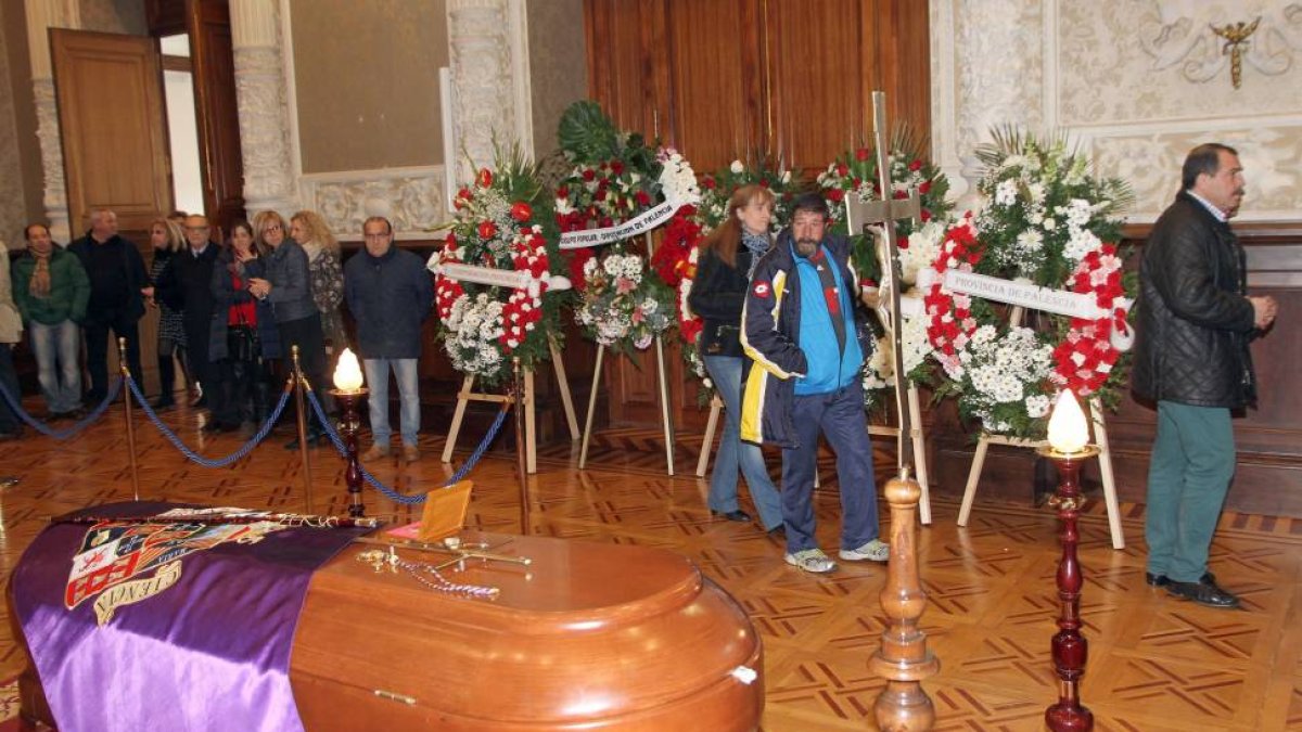 Capilla ardiente del presidente de la Diputación de Palencia, José María Hernández-Ical