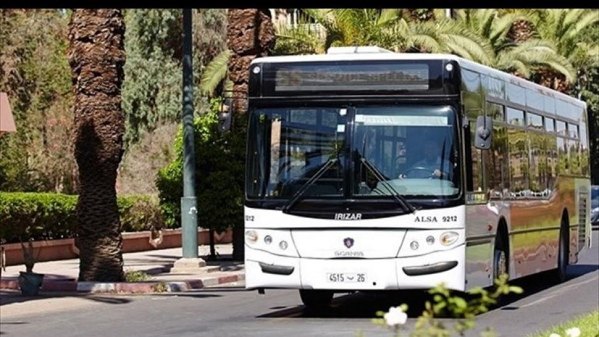 Imagen de archivo de autobus.