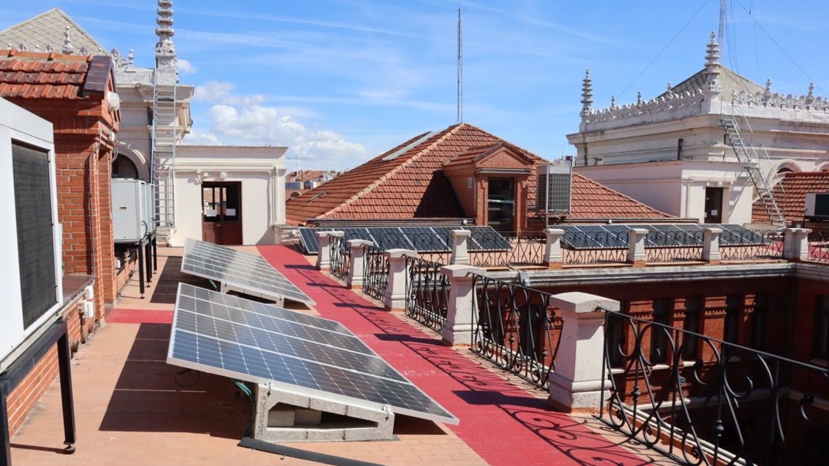 Una imagen de archivo de una cubierta municipal del Ayuntamiento de Valladolid. E.M.