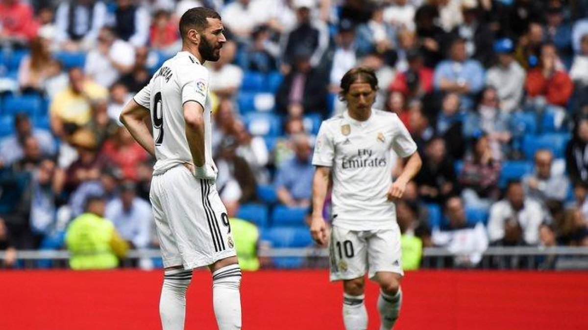 Benzema y Modric, en el Bernabéu.-