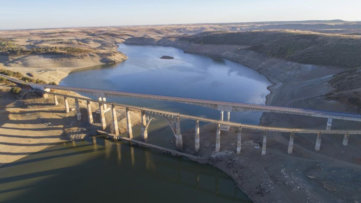 Los embalses de Catilla y Léon bajo mínimos a finales del año pasado-ICAL