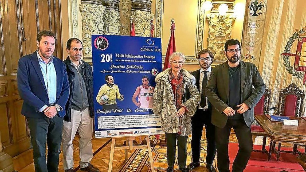 Puente, Hermosilla, Montse Téllez, Pereda y Bustos, ayer en la presentación.-G. V.