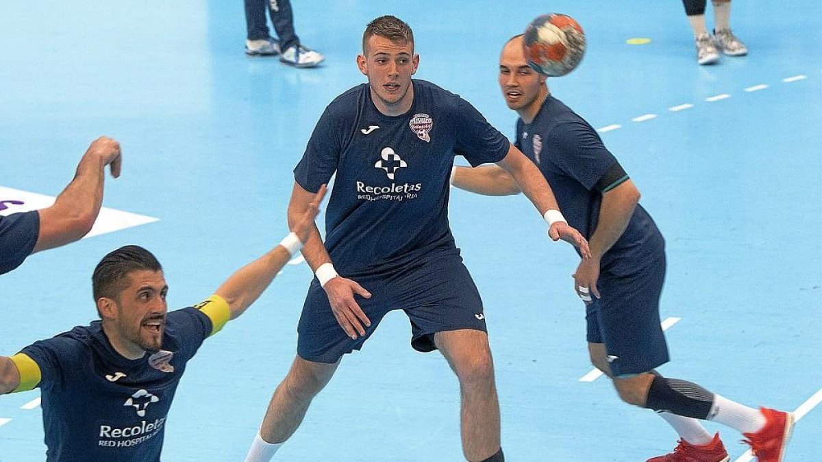Robin Dourte, durante uno de sus entrenamientos en Valladolid.-J. M. LOSTAU
