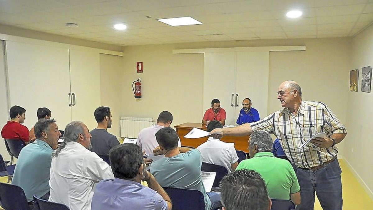 Los productores de patata, ayer.-S.G.C.