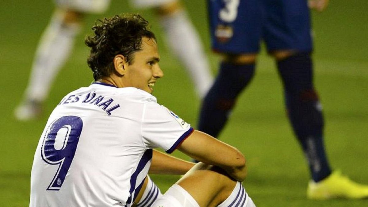 02-07 00-22 106076994