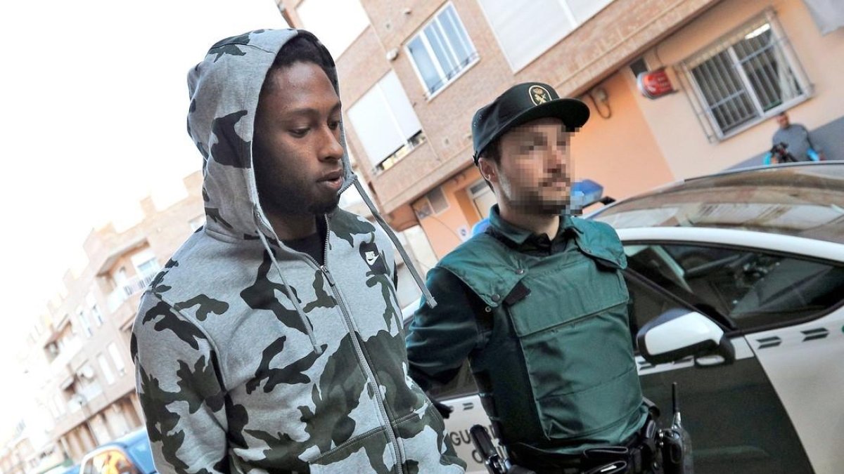 Rubén Semedo, jugador del Villarreal, a su llegada al juzgado número 6 de Lliria (Valencia)-EFE