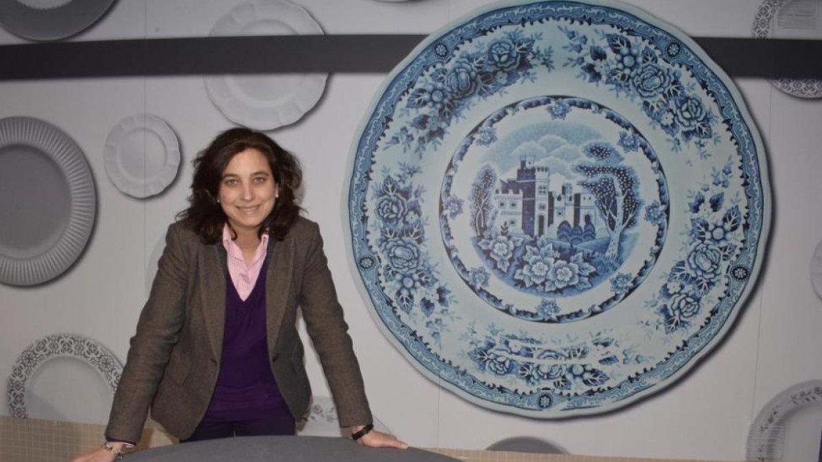 Irene de Lucas, en el aula-comedor del restaurante de la Escuela Alcazarén, situada en el Barrio de La Victoria de Valladolid.-ARGICOMUNICACIÓN