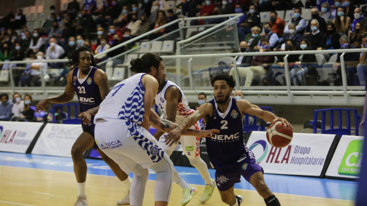 HLA Alicante - UEMC Real Valladolid Baloncesto. / LOF