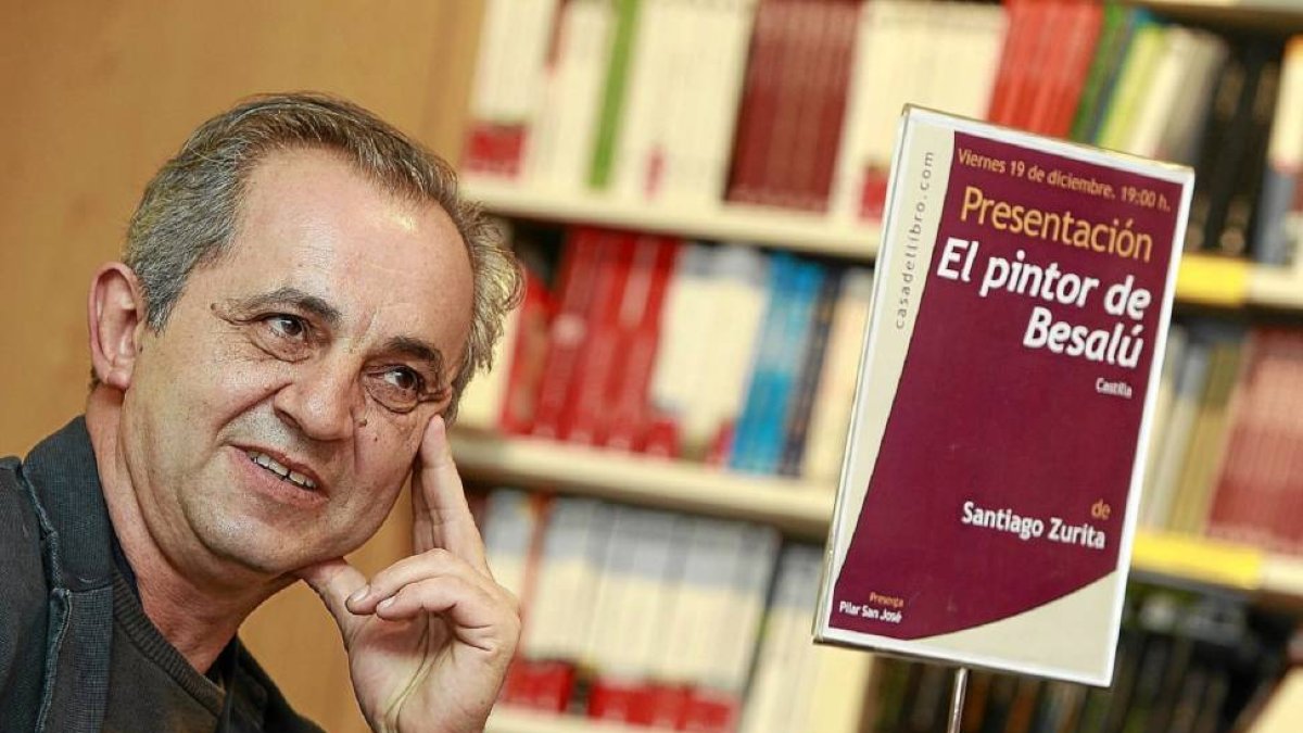 El escritor Santiago Zurita presenta su obra 'El pintor de Besalú'-J.M.Lostau