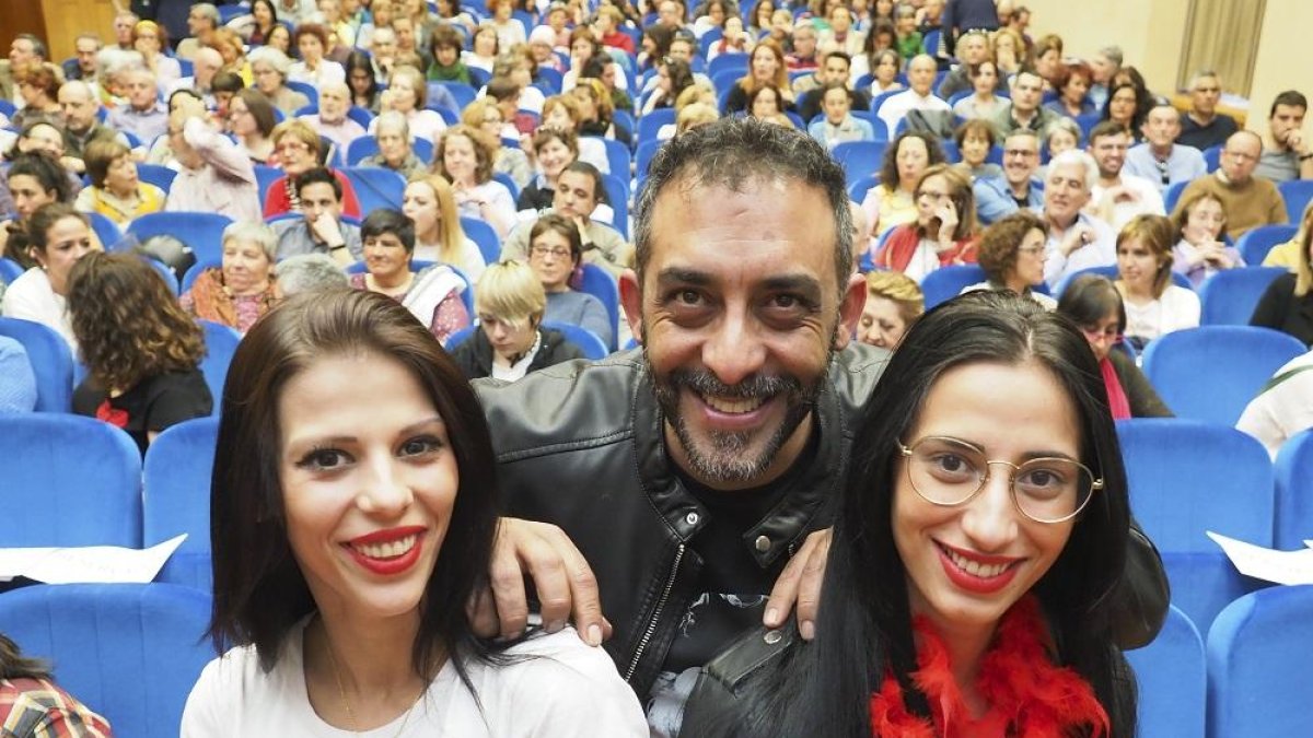 Rosy Rodríguez, Moreno Borja y Zaira Romero, ayer, en el Aula Mergelina.-MIGUEL ÁNGEL.SANTOS -PHOTOGENIC