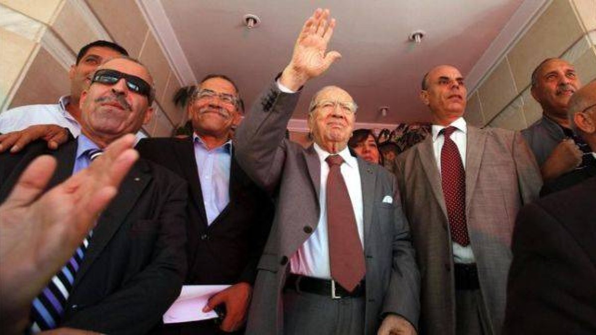El líder de Nida Tunis, Beji Caid Essebsi, tras conocer los resultados preliminares el 28 de octubre.-Foto: EFE