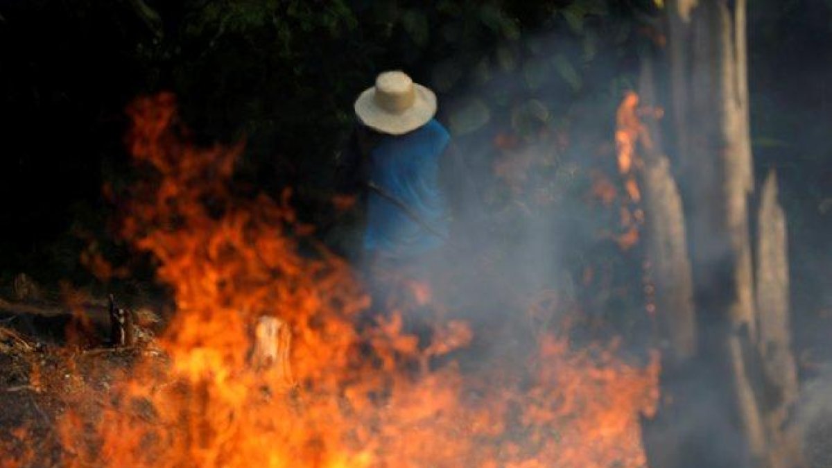 Imagen de un incendio en el Amazonas.-AGENCIAS