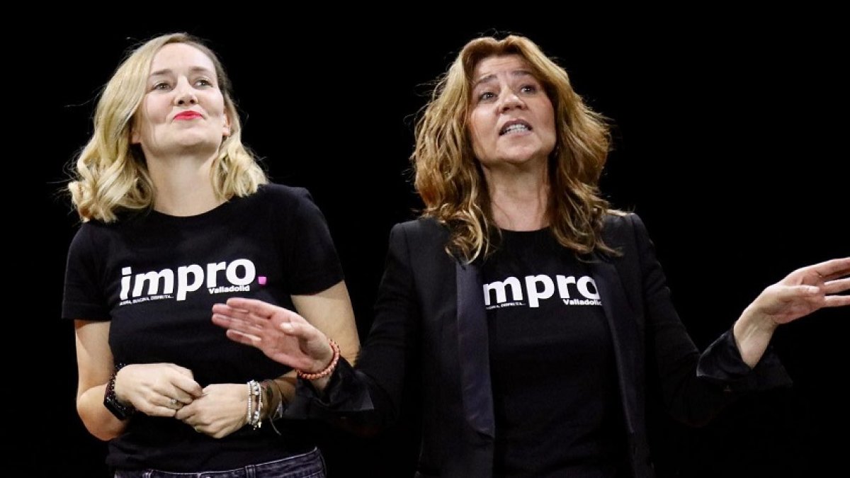 Berta Monclús y Ana Carretero durante una actuación. | IMPRO VALLADOLID
