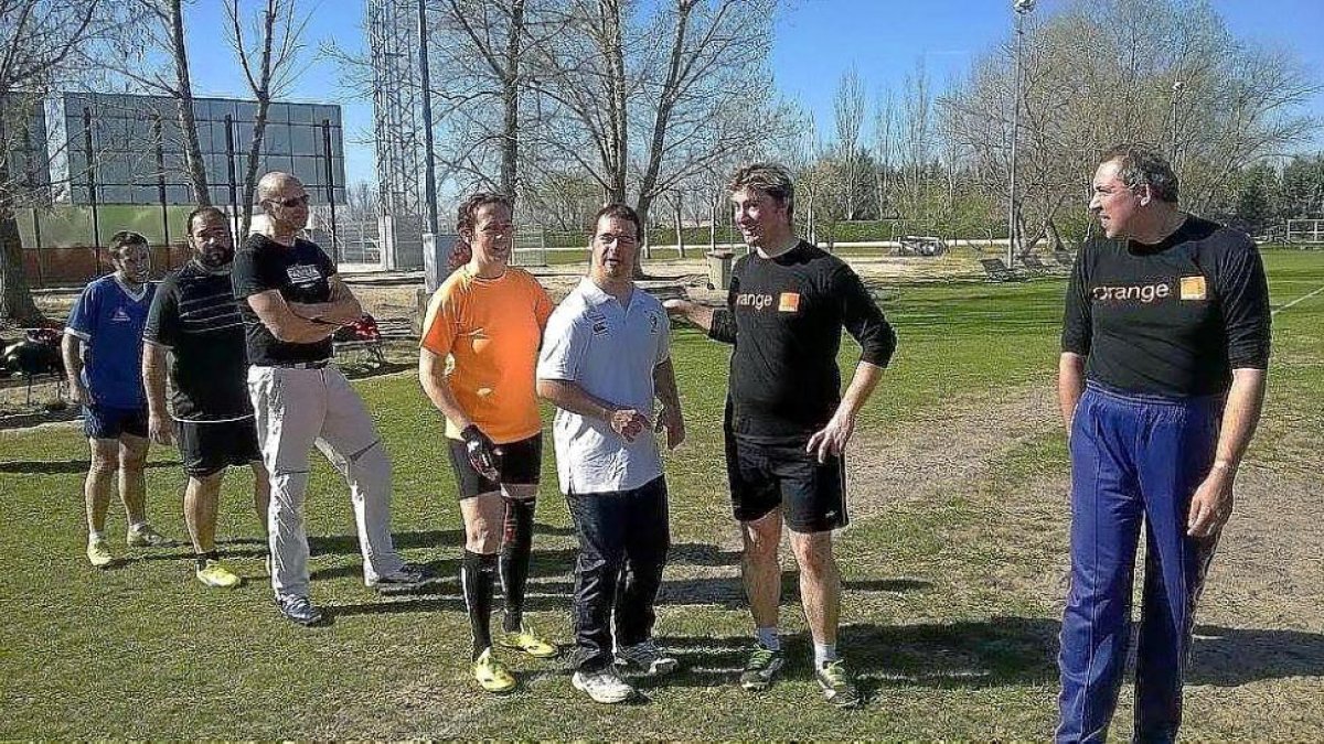 Entrenamiento del equipo inclusivo.-EL SALVADOR
