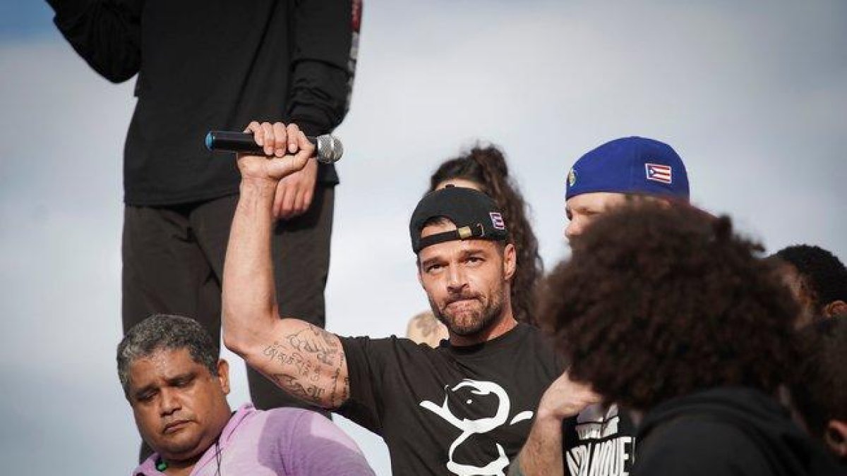 Ricky Martin durante las protestas en Puerto Rico.-AFP
