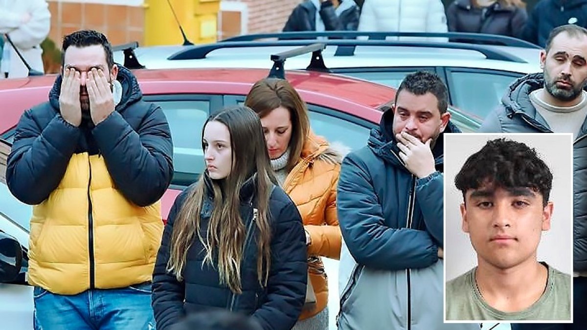 Minuto de silencio en Zaratán por el fallecimiento de Sebas, jugador de categorías inferiores del equipo de fútbol del municipio. -PHOTOGENIC