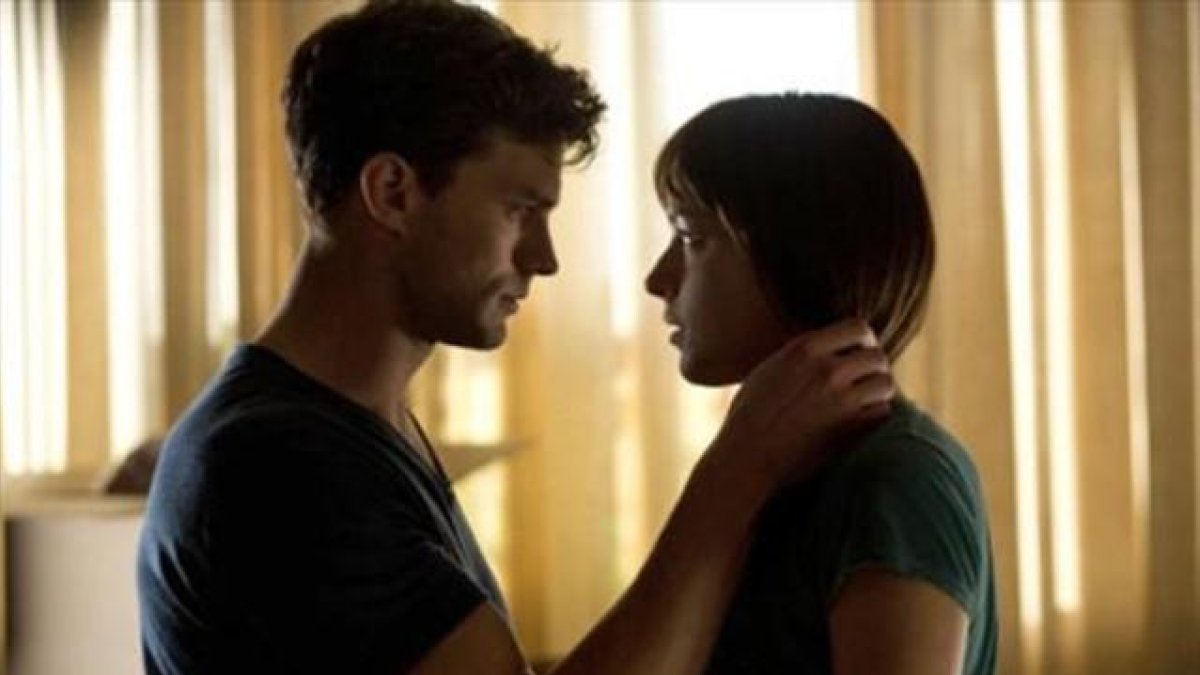 Fotograma de 'Cincuenta sombras de Grey'.-