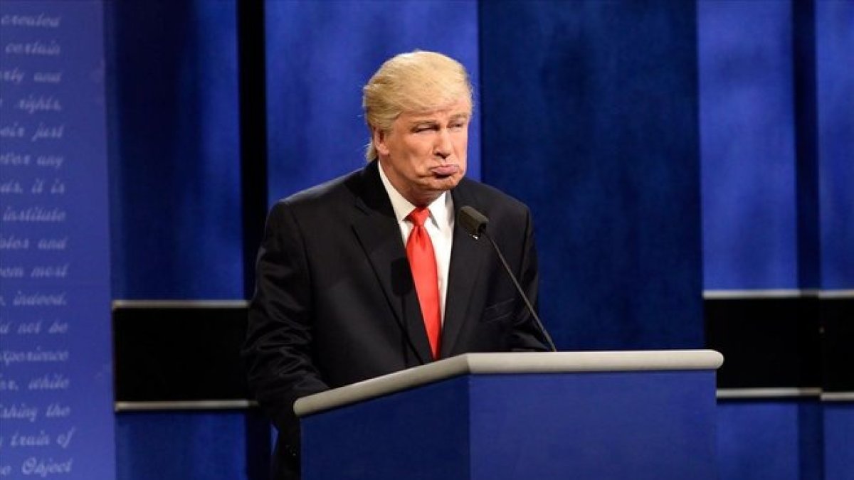 Alec Baldwin, caracterizado como Donald Trump en 2017.-WILL HEATH (NBC)