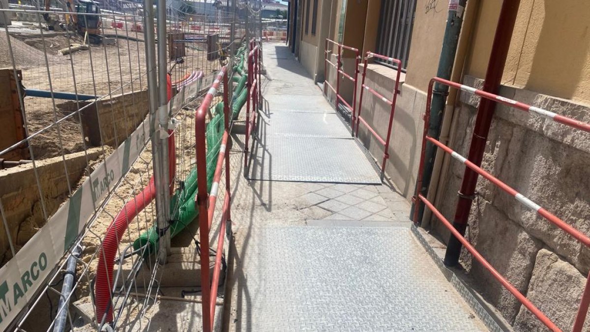 Estado de las obras de la calle Panaderos de Valladolid con motivo del soterramiento. E.M.