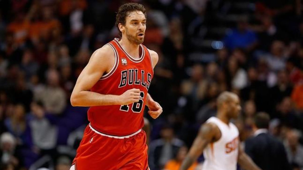 Pau Gasol, durante su último partido con los Bulls de Chicago.-AFP / CHRISTIAN PETERSEN
