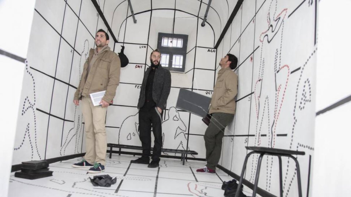 Presentación del 'Proyecto Galerías', 25 intervenciones artísticas en 25 celdas y espacios de la antigua cárcel. En la imagen, Una vida encerrado, de 'Q:NØ Arquitectos'; Javier de Andrés, Fernando Garví y Miguel Rivilla-Ical