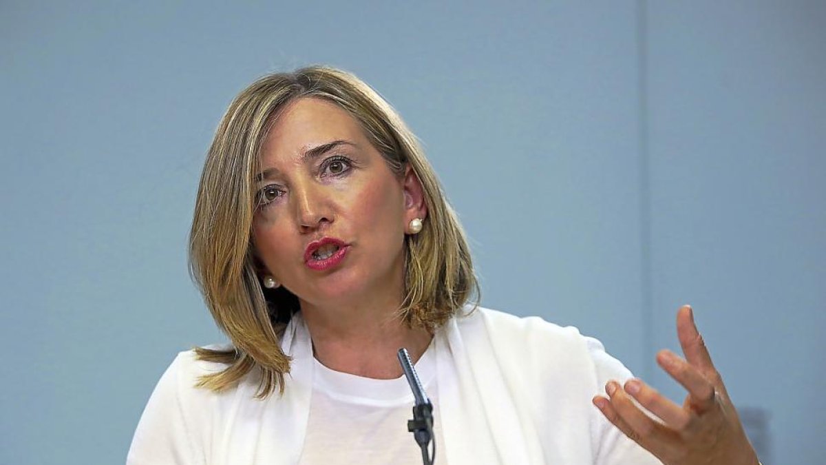 La consejera de Familia e Igualdad de Oportunidades, Alicia García, durante su intervención-ICAL