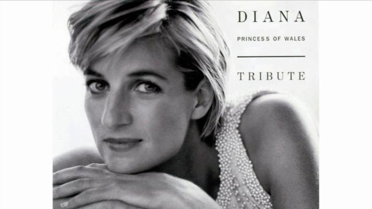 Diana de Gales, fotografiada por Mario Testino.-MARIO TESTINO