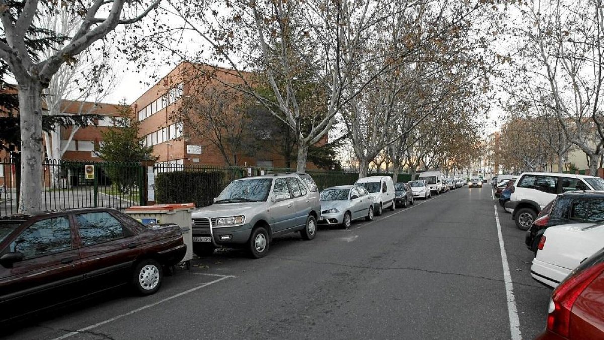 Colegio Léon Felipe, en la calle Mirabel, en el barrio de La Rondilla.