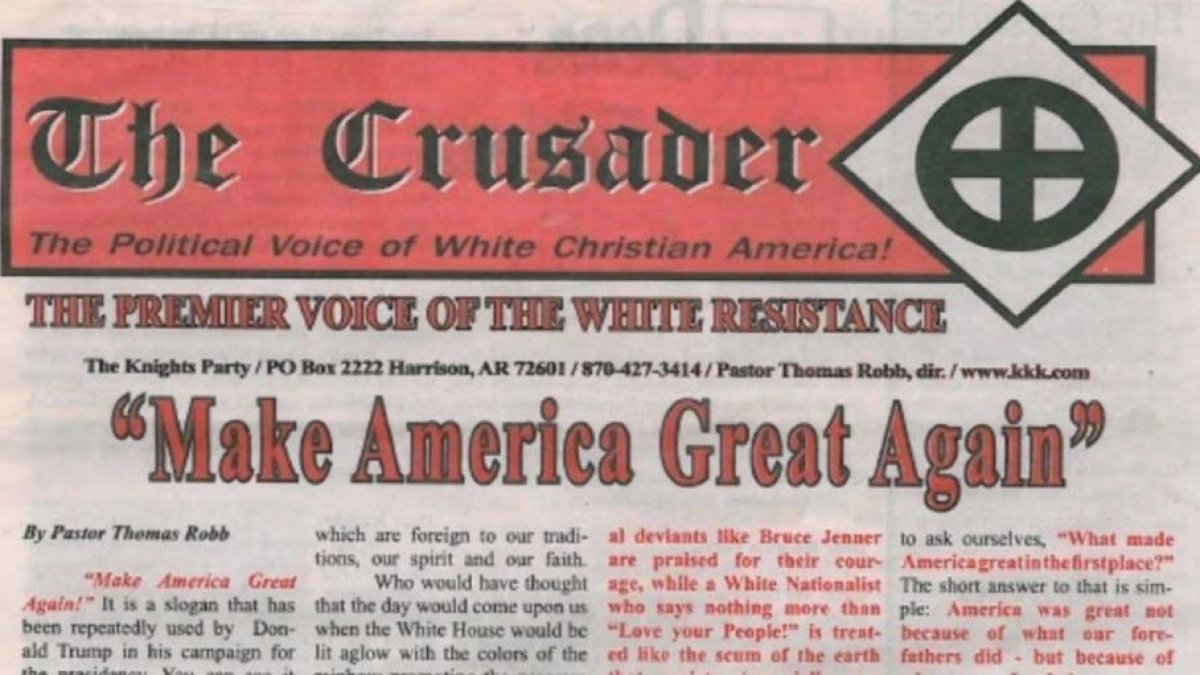 Portada de la publicación del Ku Klux Klan que apoya a Trump.-