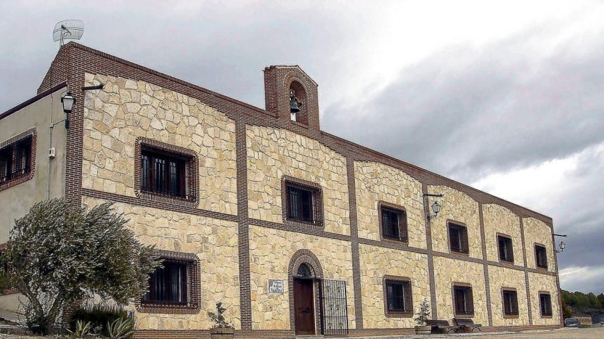 Fachada principal de la Bodega Matarromera, en Valbuena de Duero, que contará con una nueva nave lateral para la producción y almacenaje
