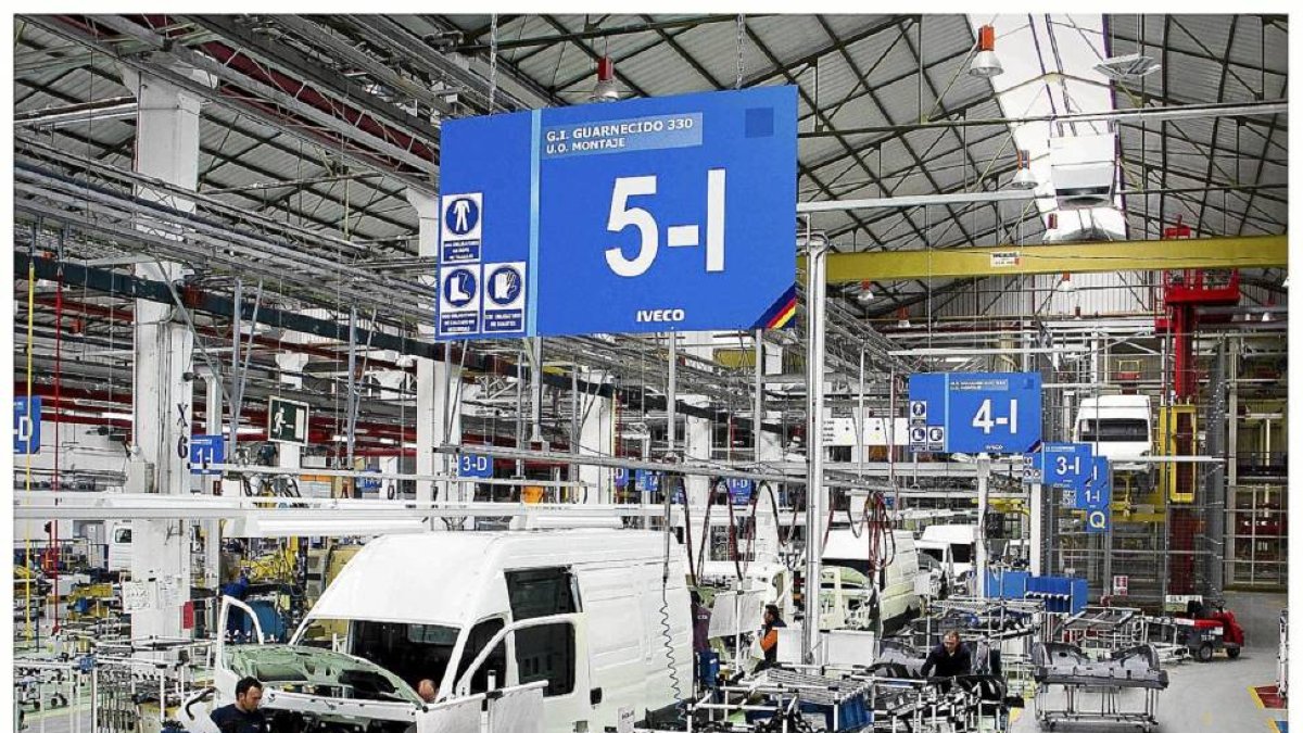 Planta de Iveco en Valladolid, que en la actualidad fabrica el viejo y el nuevo modelo de la furgoneta Daily