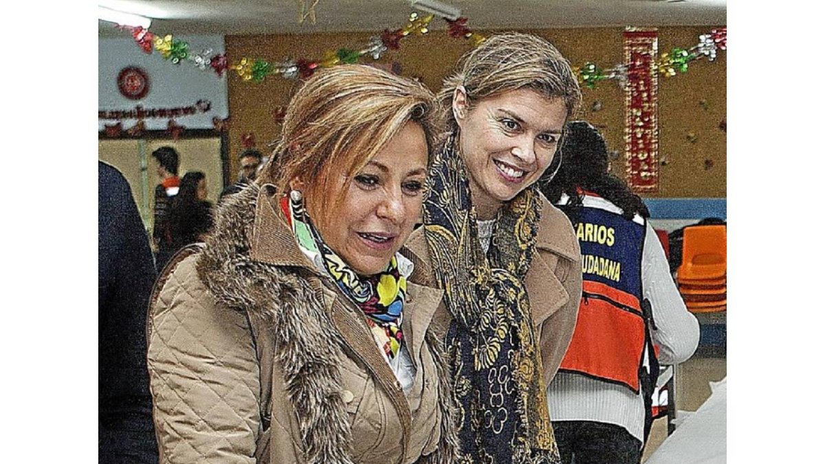 Rosa Valdeón y Clara San Damián, en una imagen de archivo-J.M.Lostau
