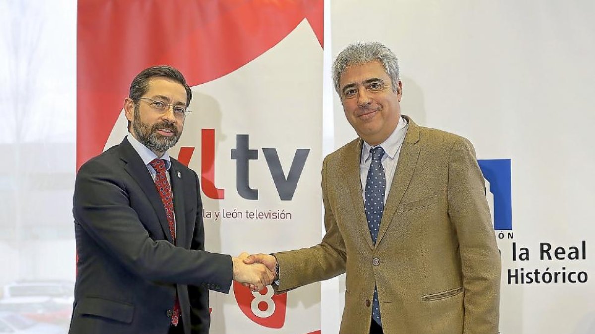Eduardo Álvarez y J. Carlos Prieto, directores de RTVCyL y Santa María la Real.-E.M.