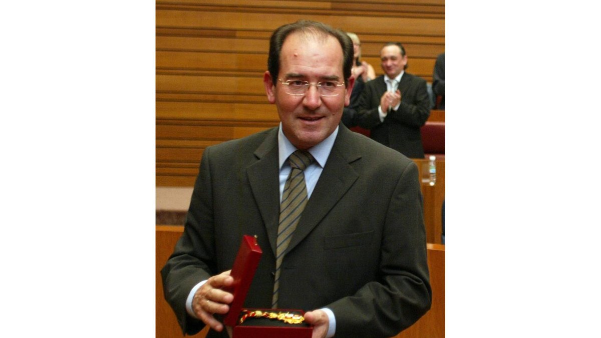 Octavio César Cantalejo, procurador del Grupo Parlamentario Socialista-Ical