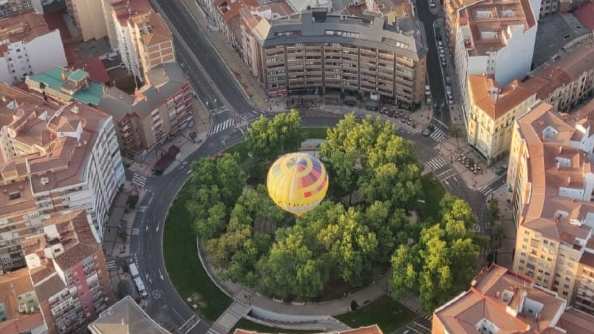 Globo sobre la plaza Circular.