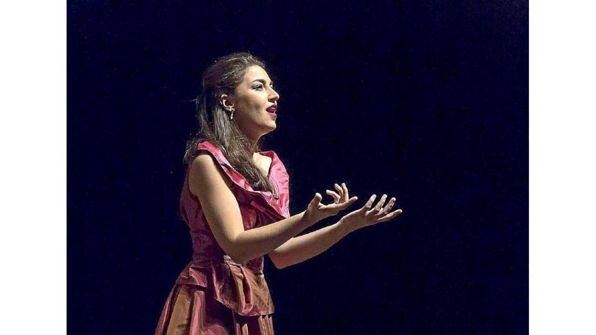 La soprano vallisoletana Lucía Martín Cartón.-Philippe Delval