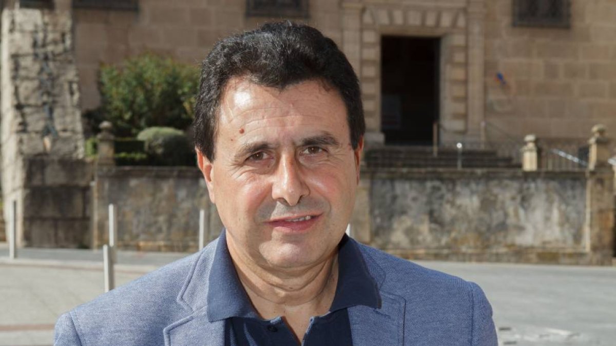 El diputado socialista por Soria, Félix Lavilla, anuncia que abandona la primera línea de la política.-ICAL