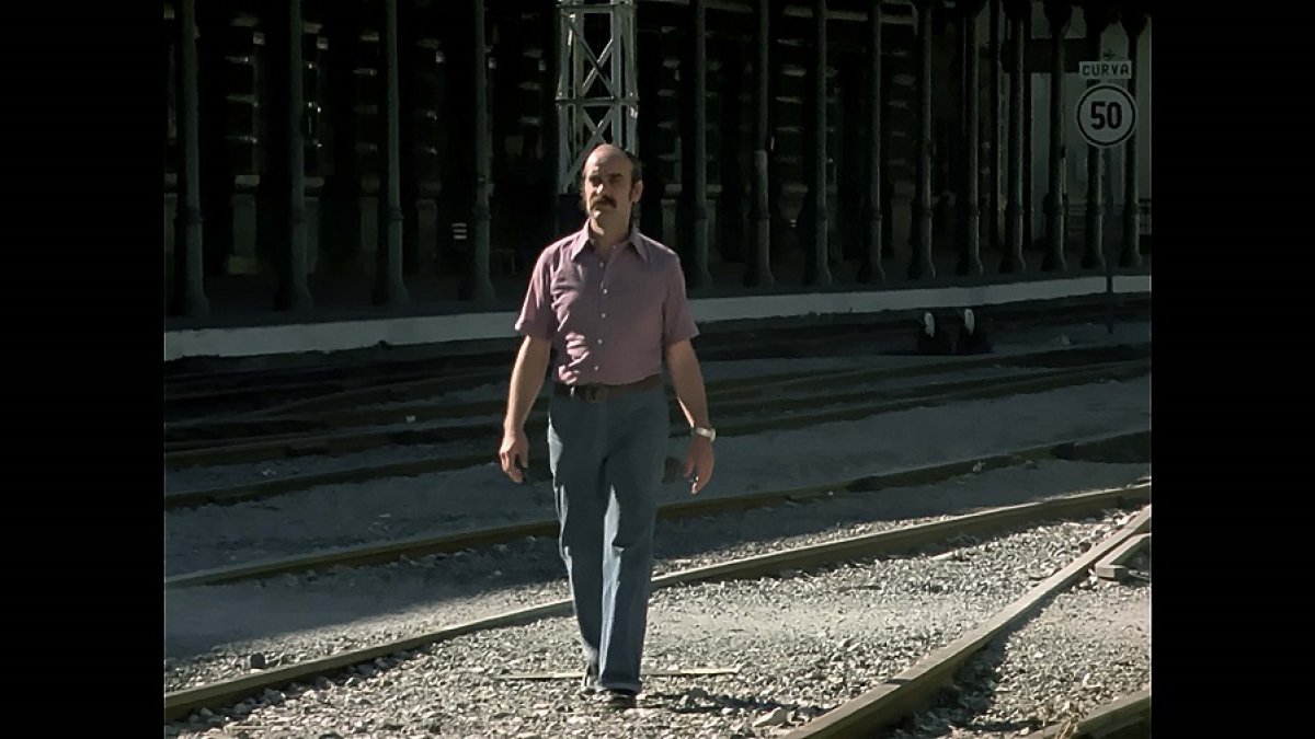 Labordeta, en un fotograma del documental