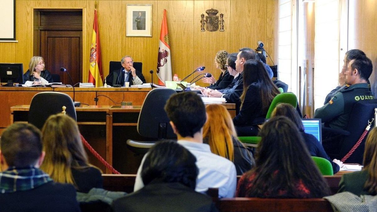 Momento del juicio.-
