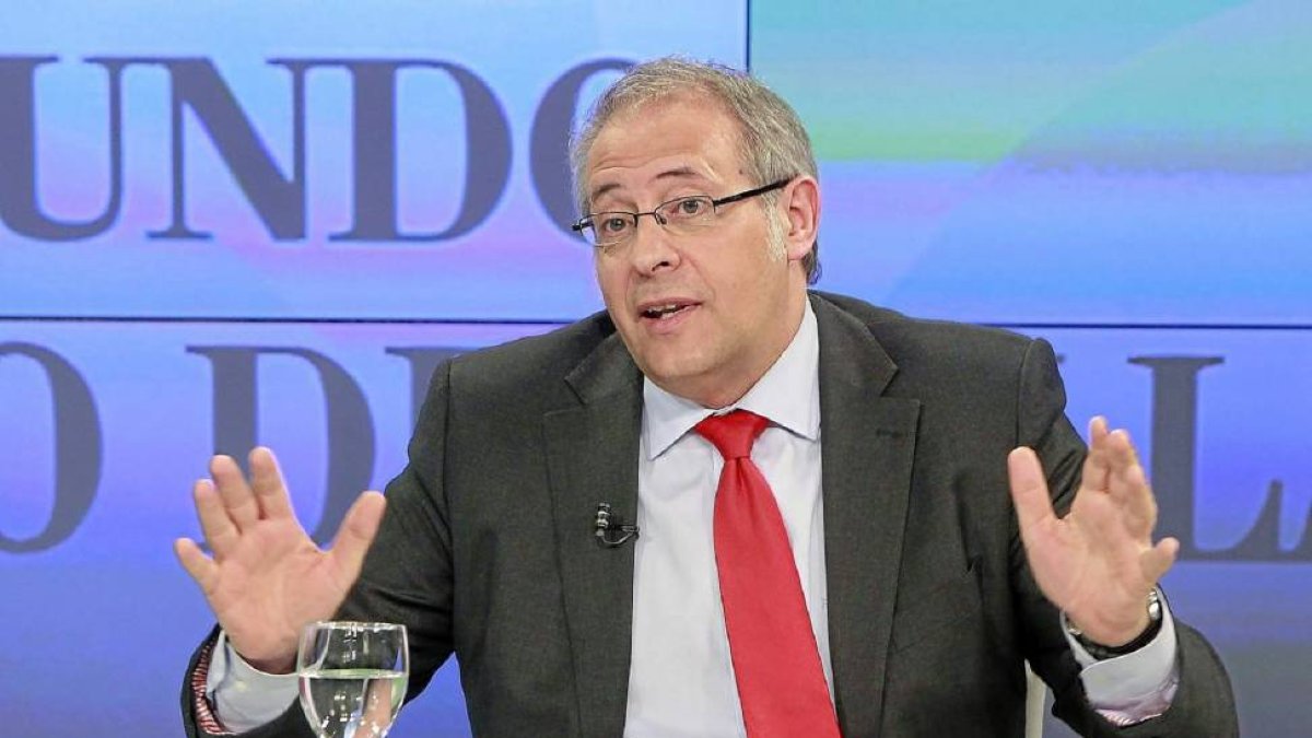 José Antonio Martínez Bermejo durante 'La Quinta Esquina', programa emitido en La 8 de Valladolid-J.M.Lostau
