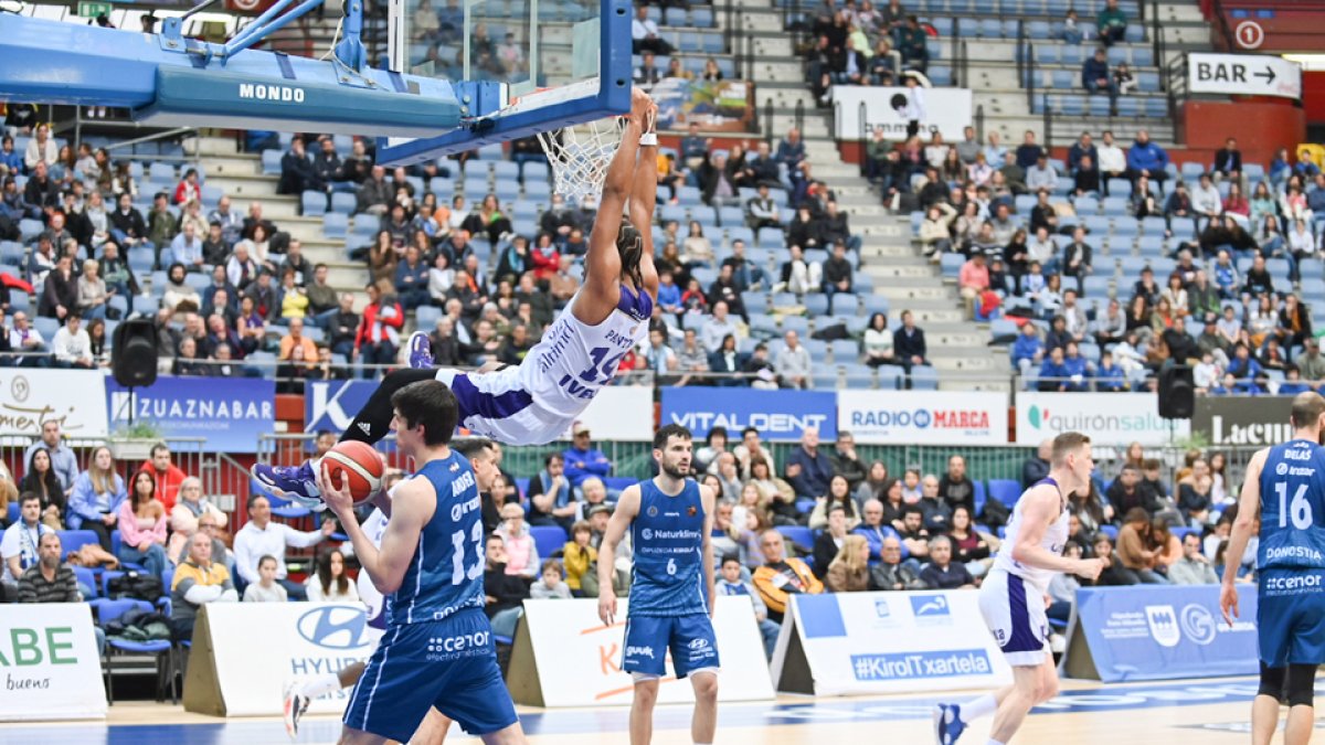Gipuzkoa GBC - UEMC Real Valladolid Baloncesto. / LOF