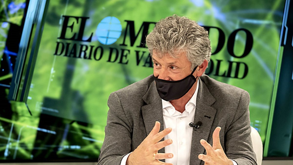 Sarbelio Fernández en el programa ‘La Quinta Esquina’, emitido ayer en La 8 de Valladolid. / PABLO REQUEJO
