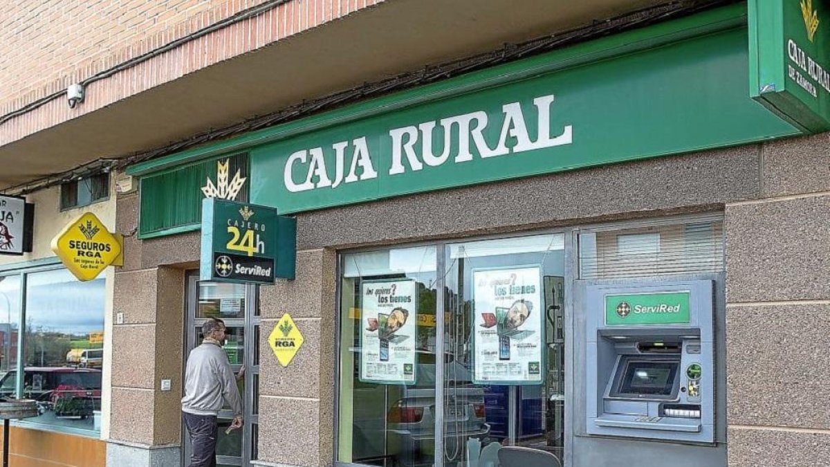 Imagen de archivo del exterior de una Caja Rural.