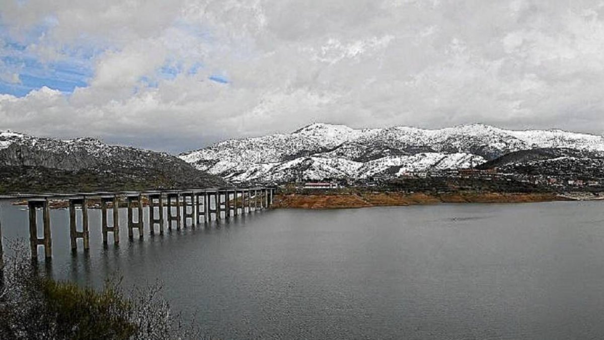 Imagen de archivo del embalse de Riaño (León), perteneciente a la Cuenca del Duero-Ical