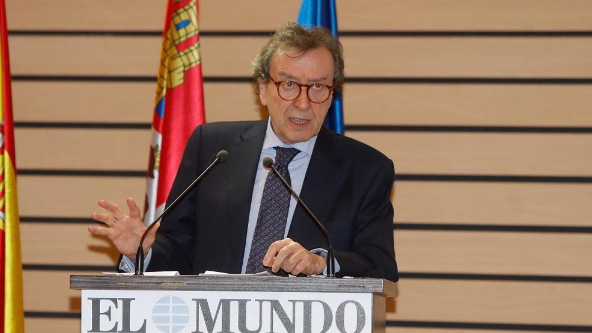 El consejero de la Presidencia, José Antonio de Santiago-Juárez, inaugura el Congreso Somos Castilla y León 2019-J.M. LOSTAU
